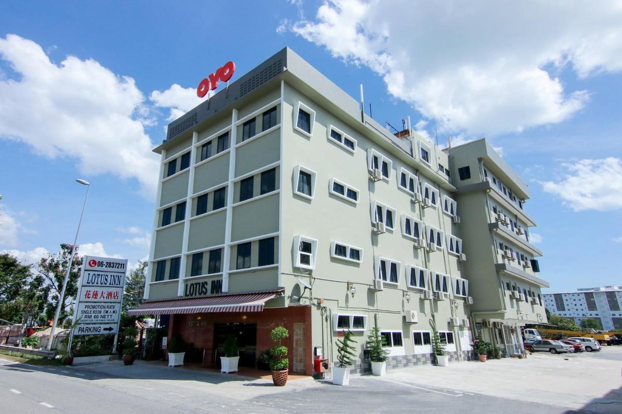 Oyo 89846 Lotus Inn Hotel Malacca Екстериор снимка