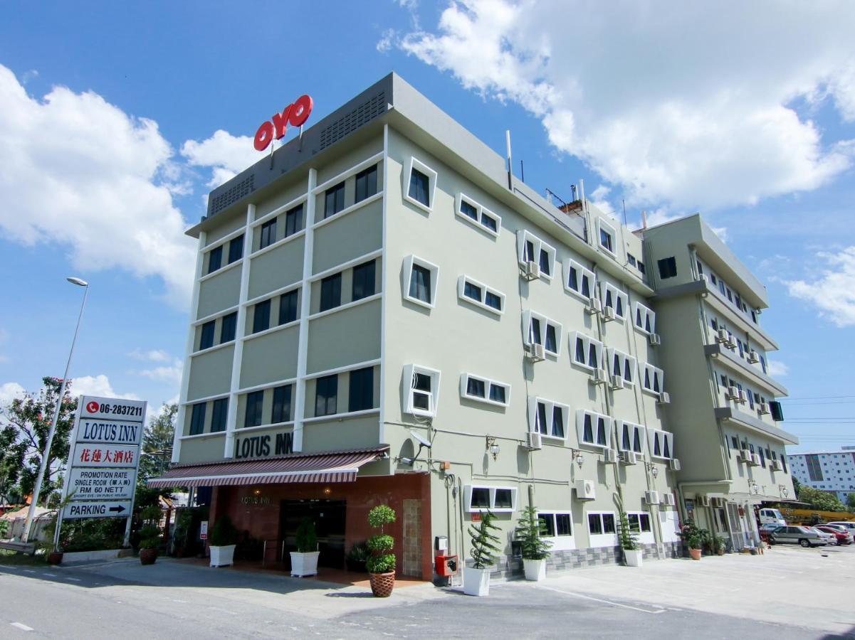 Oyo 89846 Lotus Inn Hotel Malacca Екстериор снимка